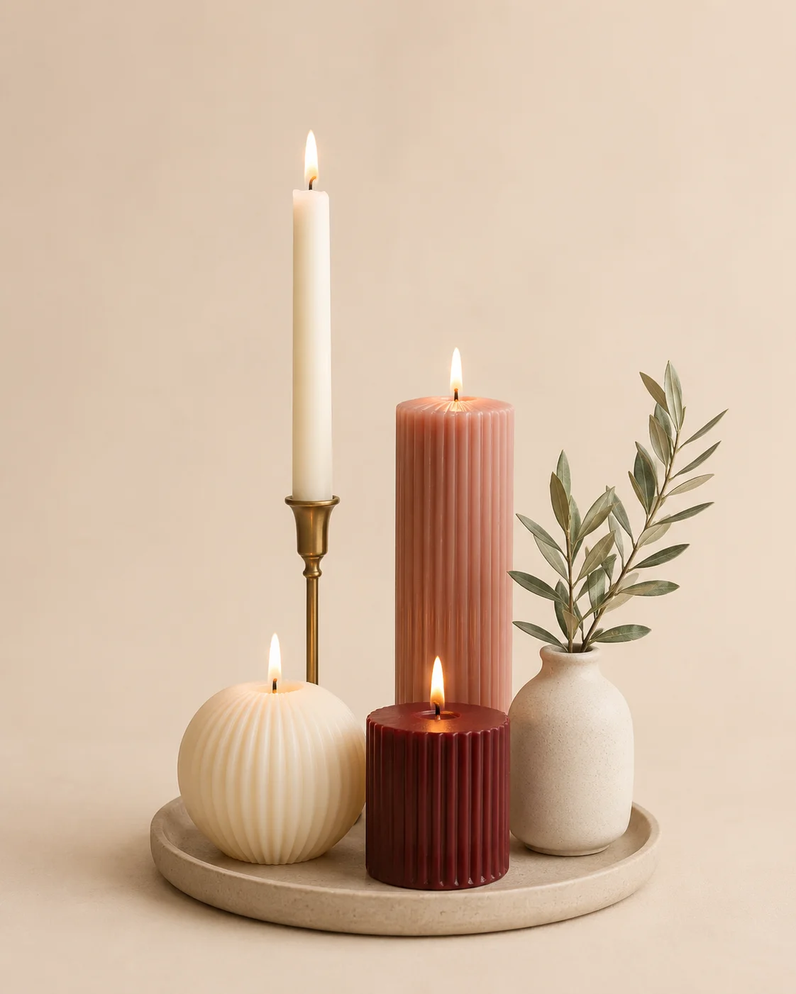 Set Tavola Premium — candele assortite su sfondo neutro